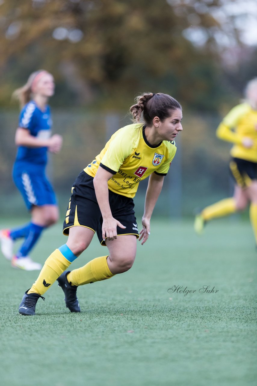 Bild 277 - F SSC Hagen Ahrensburg - SV Frisia 03 Risum-Lindholm : Ergebnis: 2:0